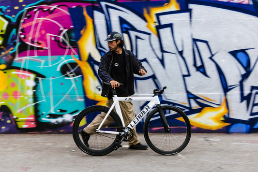 Choosing Your First Fixed Gear Bike: Essential Items to Pair with It