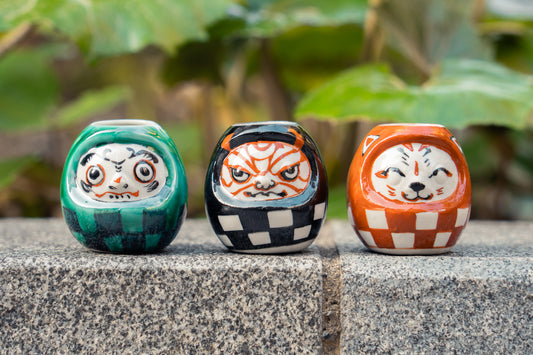 BROTURES DARUMA SHOT GLASS