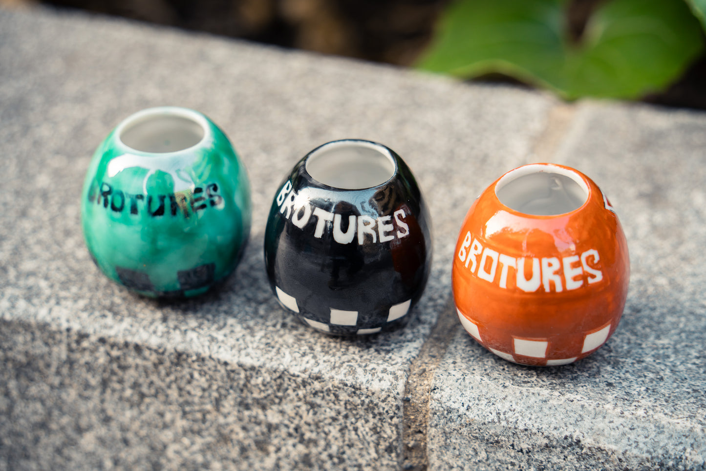 BROTURES DARUMA SHOT GLASS