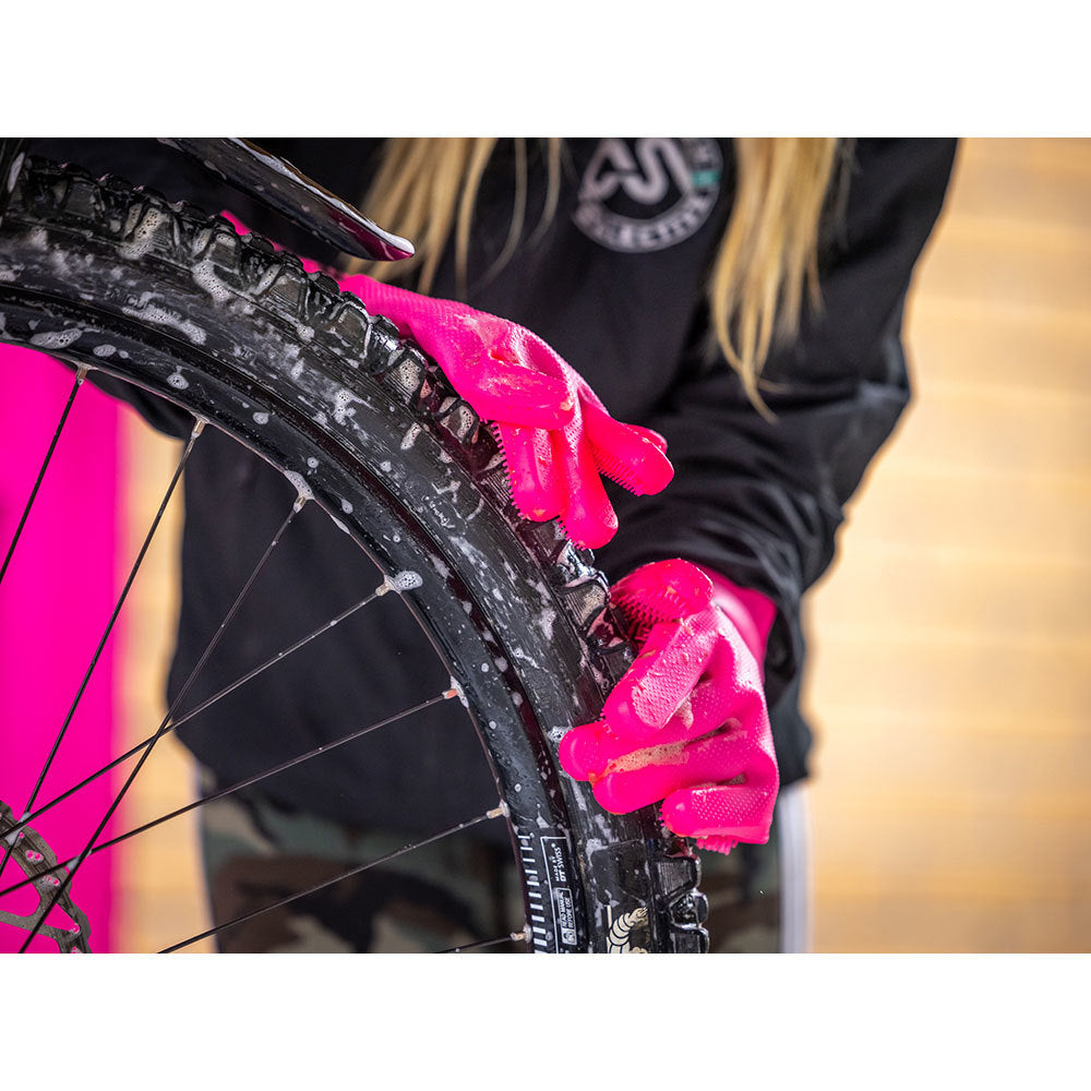 MUC-OFF DEEP SCRUBBER GLOVES PINK