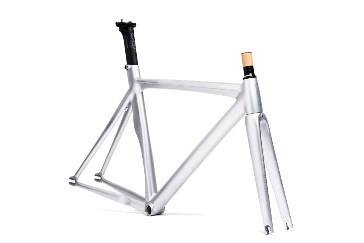 TYRANT BIKES MONARCH Frame Set – BROTURES GLOBAL TYRANT BIKES MONARCH Frame Set – BROTURES GLOBAL