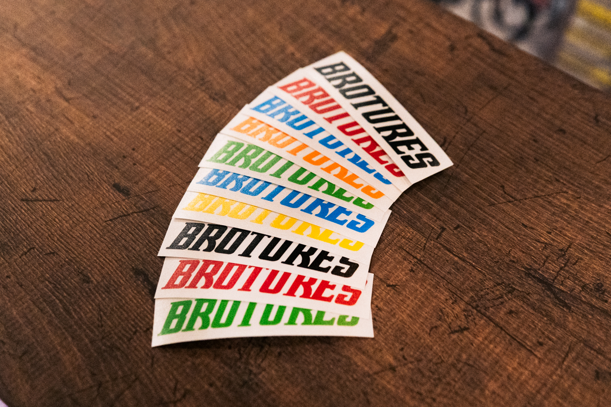 BROTURES MINI DECAL STICKER