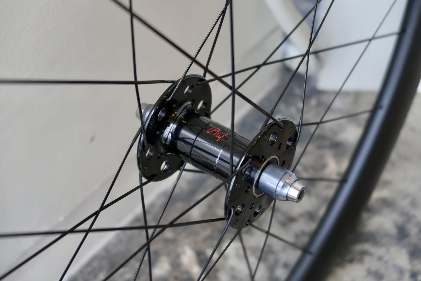 PHILWOOD PRO HIGH FLANGE TRACK HUB BLACK