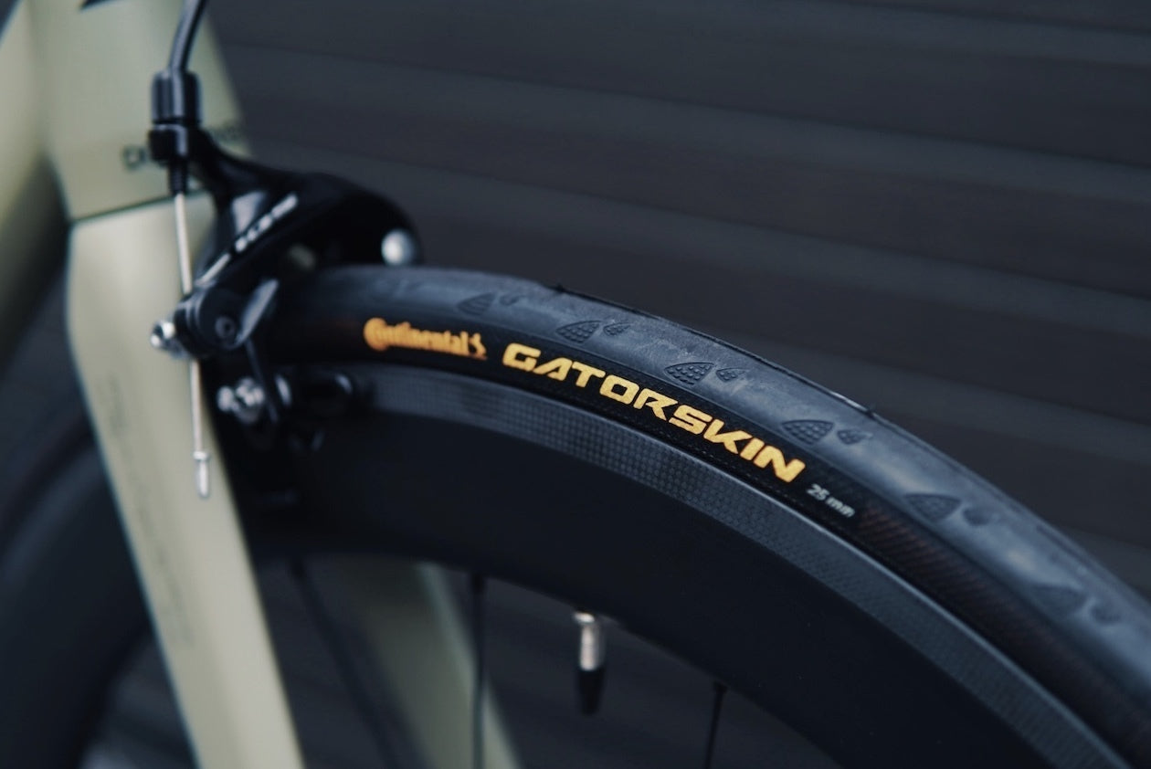 CONTINENTAL GATORSKIN