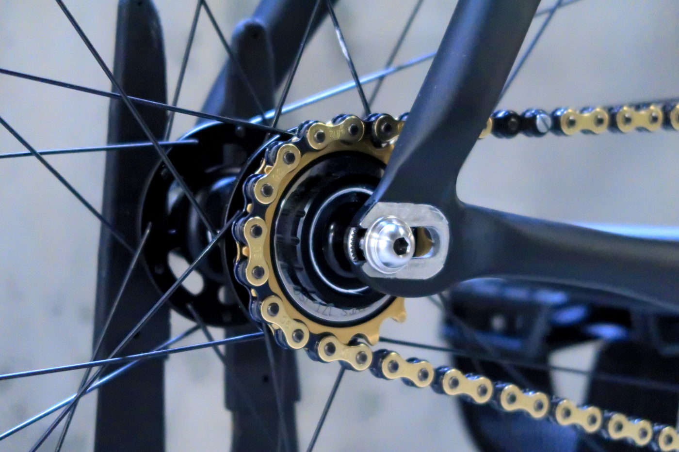 EURO ASIA GOLD MEDAL PRO TRACK COG