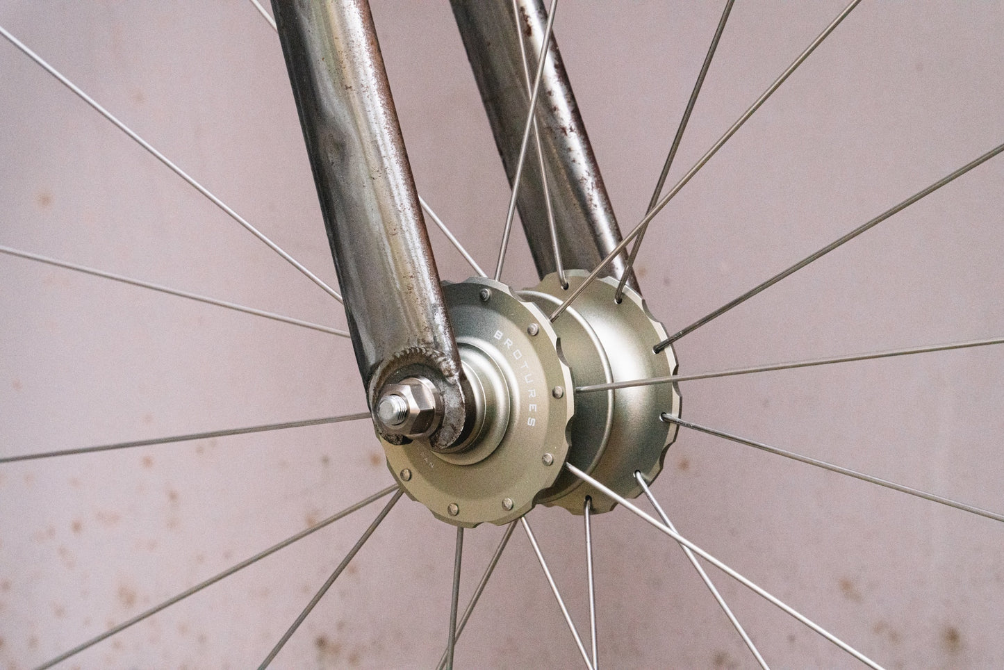 BROTURES TRIPLE THREAT HUB "Hard Anodized Edition"