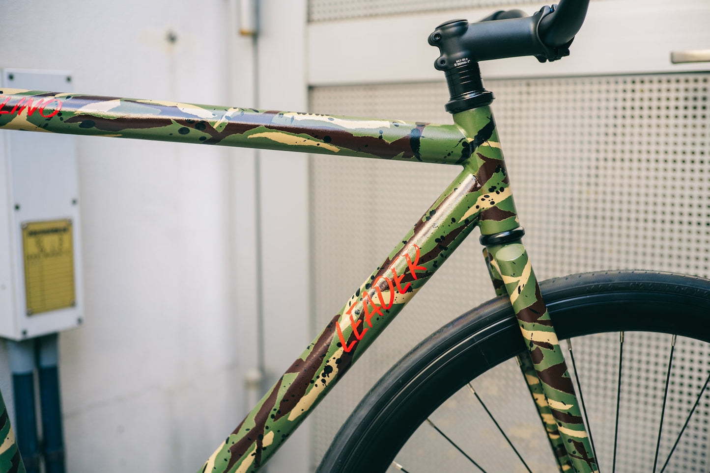 LEADER® ANGELINO with SPRAY.BIKE - "Leaf Camo"