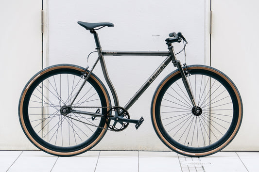 LEADER NOMAD Complete Bike - Matte Raw