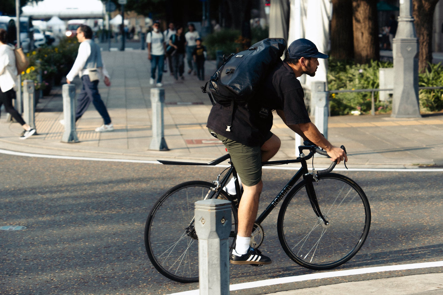 CHROME Messenger Bag "METROPOLIS" by BROTURES